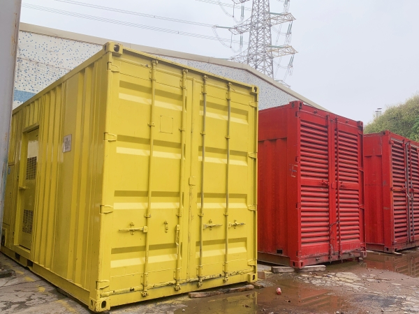 連南本地發(fā)電機出租公司